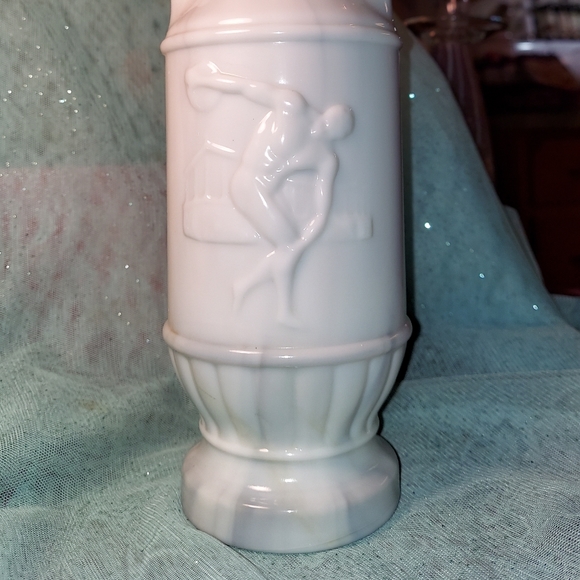 Vintage JIM BEAM Decanter Bottle W/Lid White /gray slag glass Discus Thrower - Picture 8 of 14